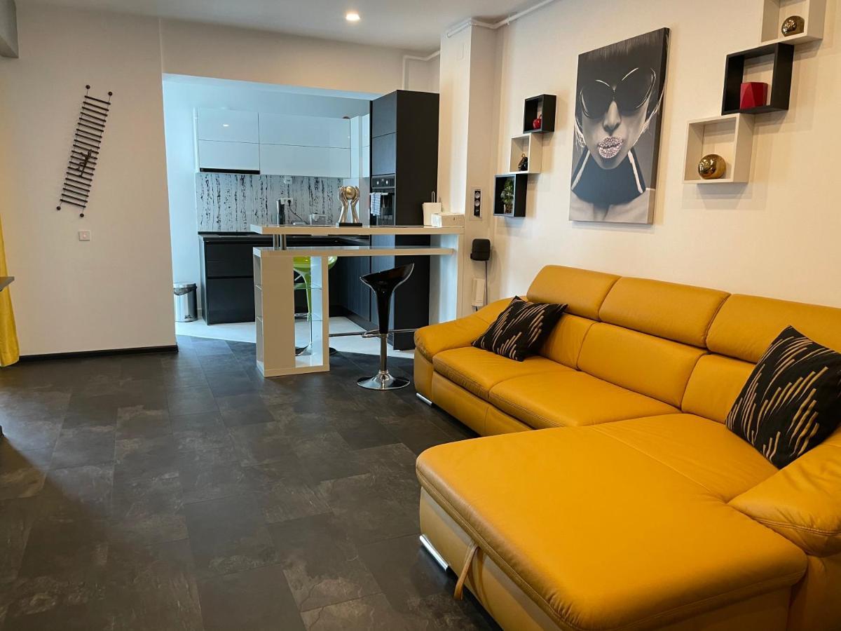 Fancy Westpark 2 Residence Lakeview W7 Бухарест Экстерьер фото