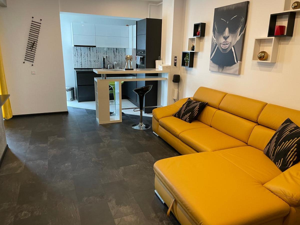 Fancy Westpark 2 Residence Lakeview W7 Бухарест Экстерьер фото