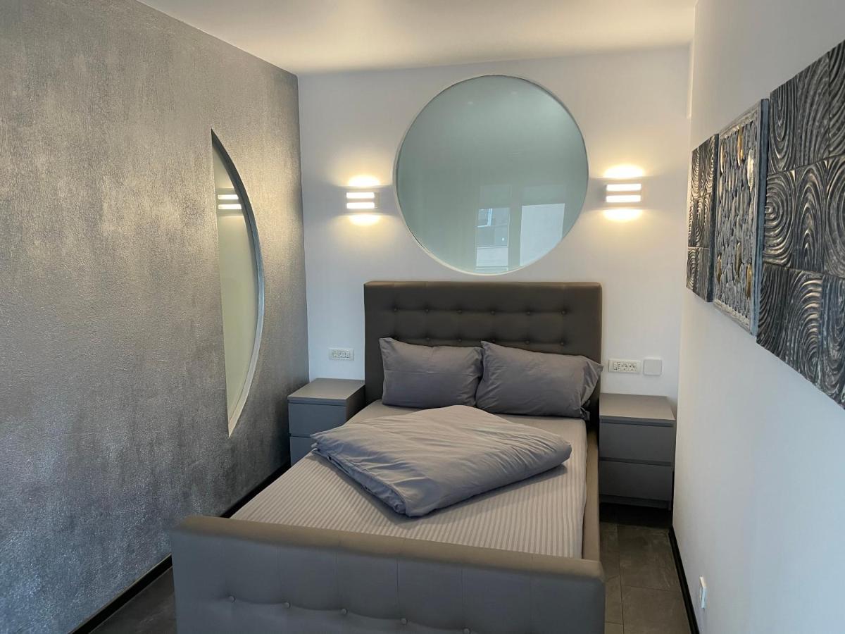 Fancy Westpark 2 Residence Lakeview W7 Бухарест Экстерьер фото